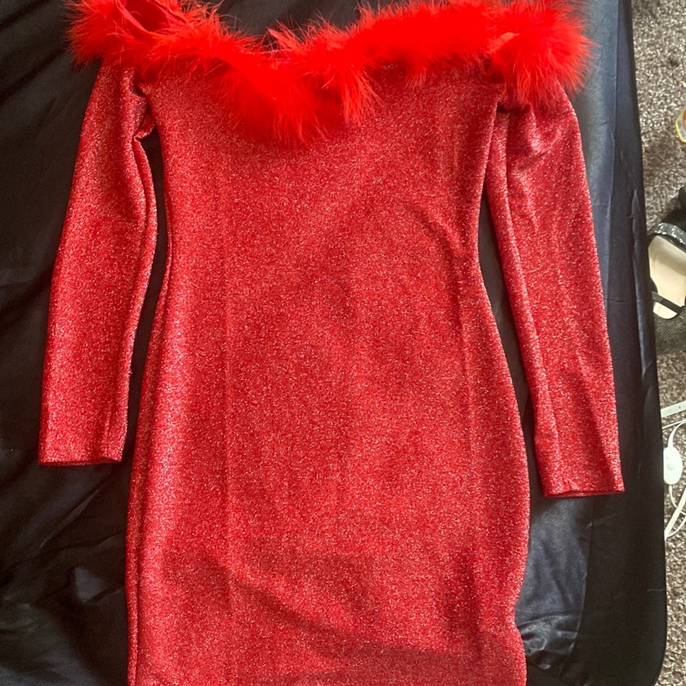 Red mini bodycon dress